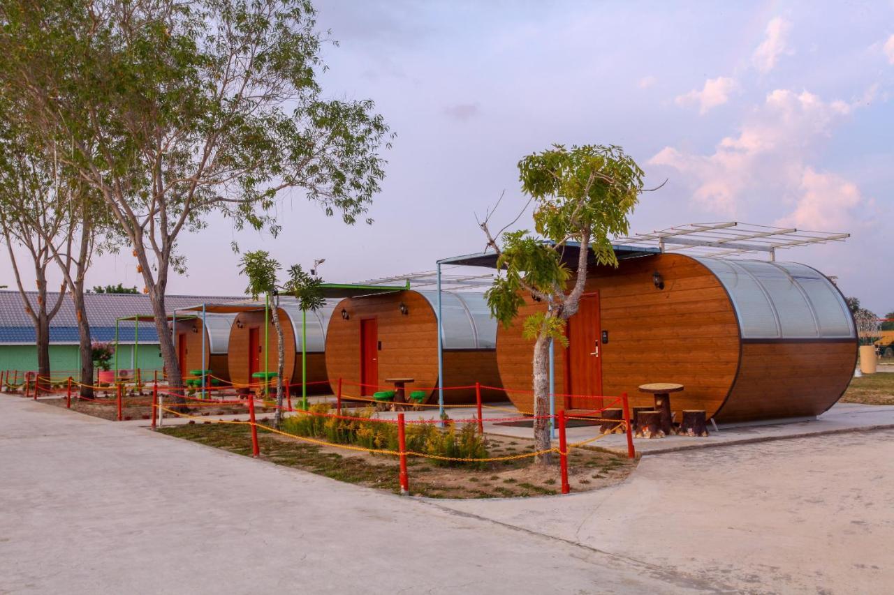 Oyo 89478 Lkh Motel Kota Kinabalu Exterior photo